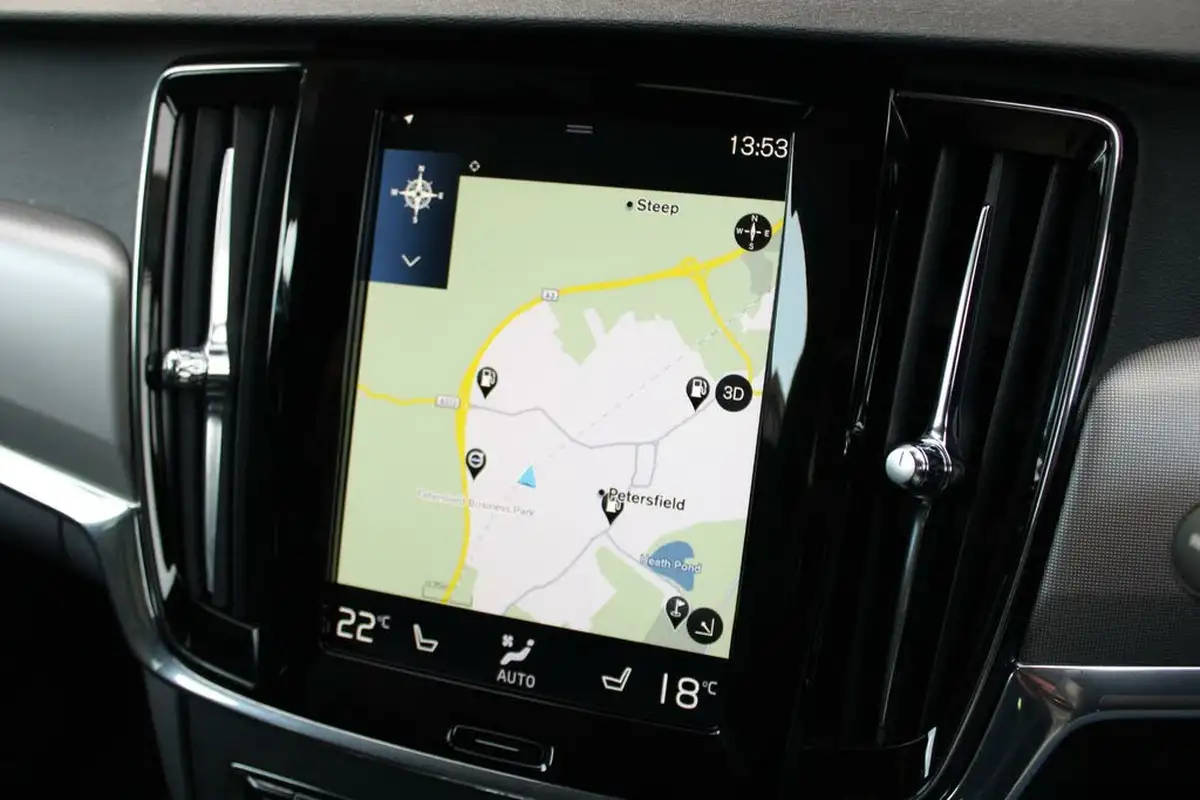 2021-volvo-v90-20td-b4-momentum-big-9