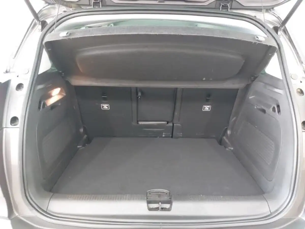 2022-vauxhall-crossland-12-ultimate-130ps-auto-big-7