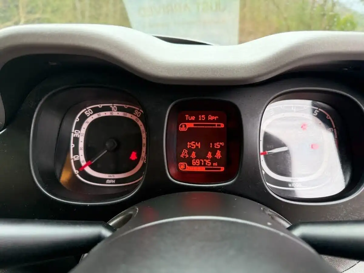 2015-fiat-panda-12-easy-big-11
