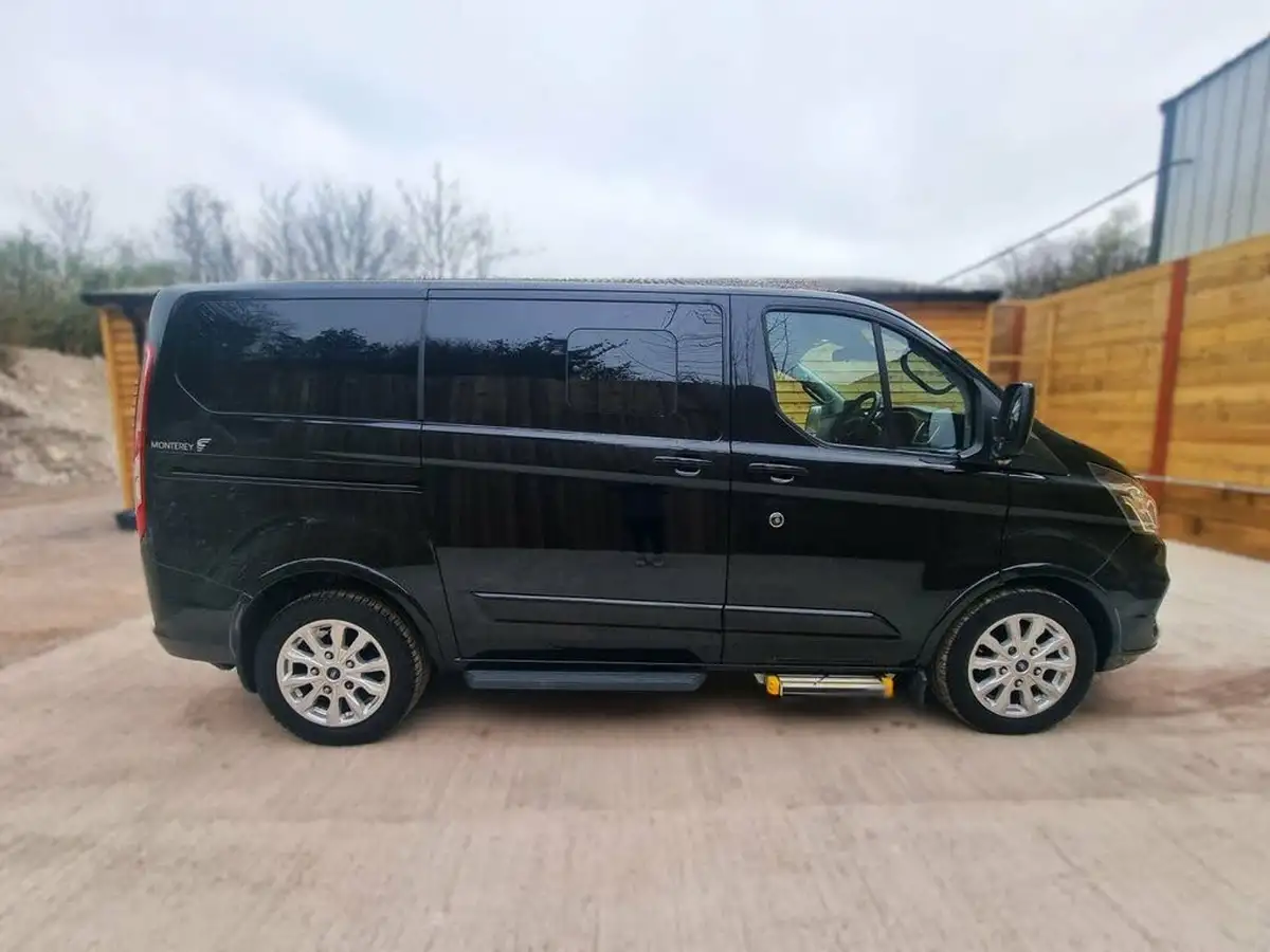 2021-ford-tourneo-custom-20tdci-320-l1-zetec-130pseu6dt-auto-big-7