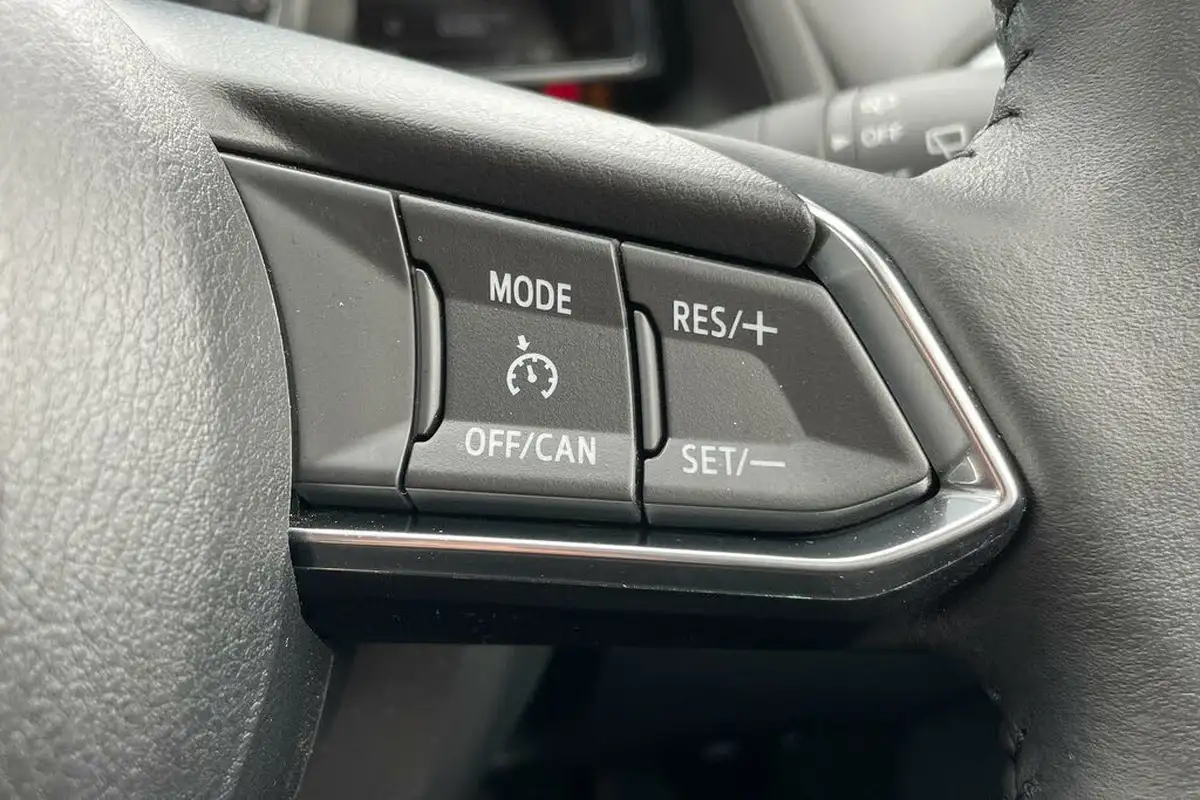 2023-mazda-mazda2-15-e-skyactiv-g-homura-aka-115ps-big-38