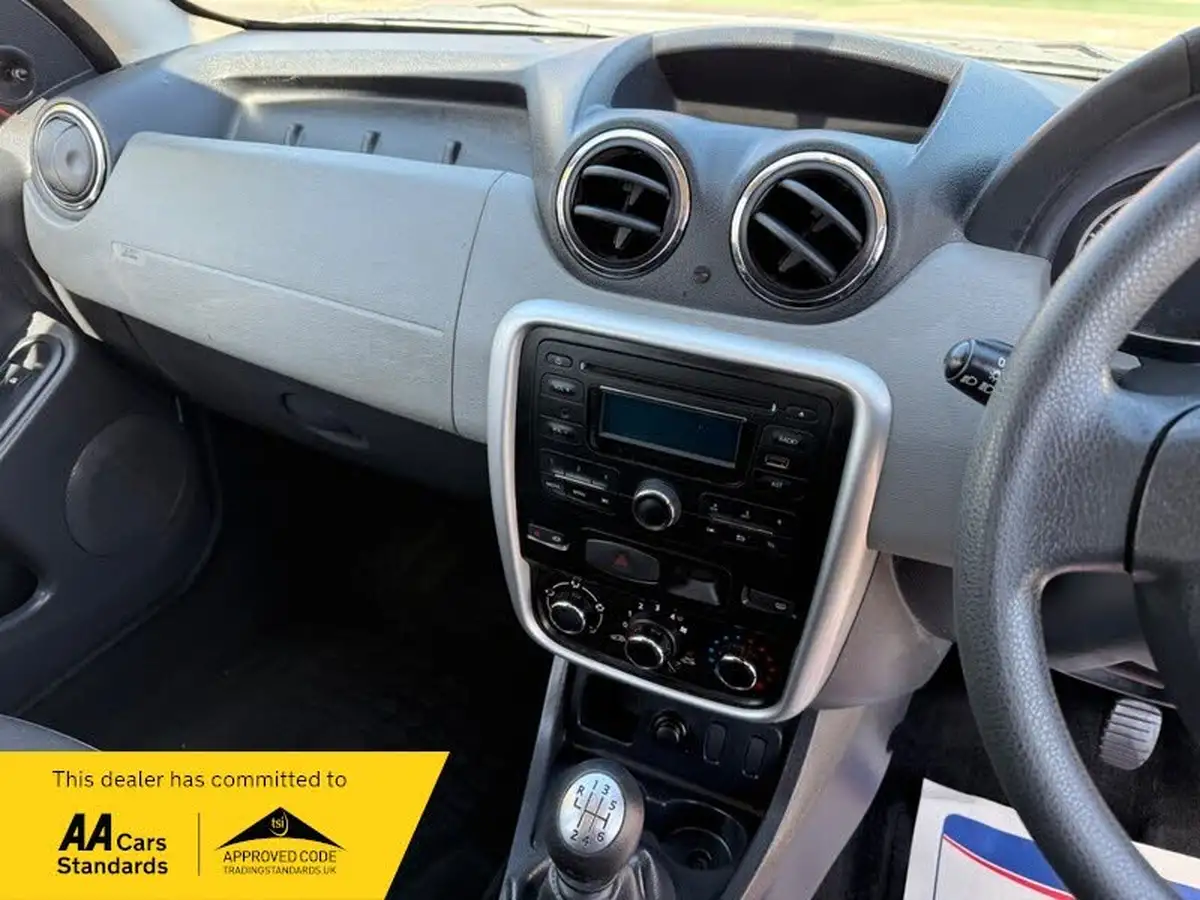 2013-dacia-duster-15d-ambiance-107bhp-big-8