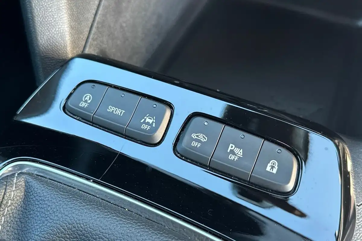 2022-vauxhall-mokka-12-sri-premium-130ps-big-23
