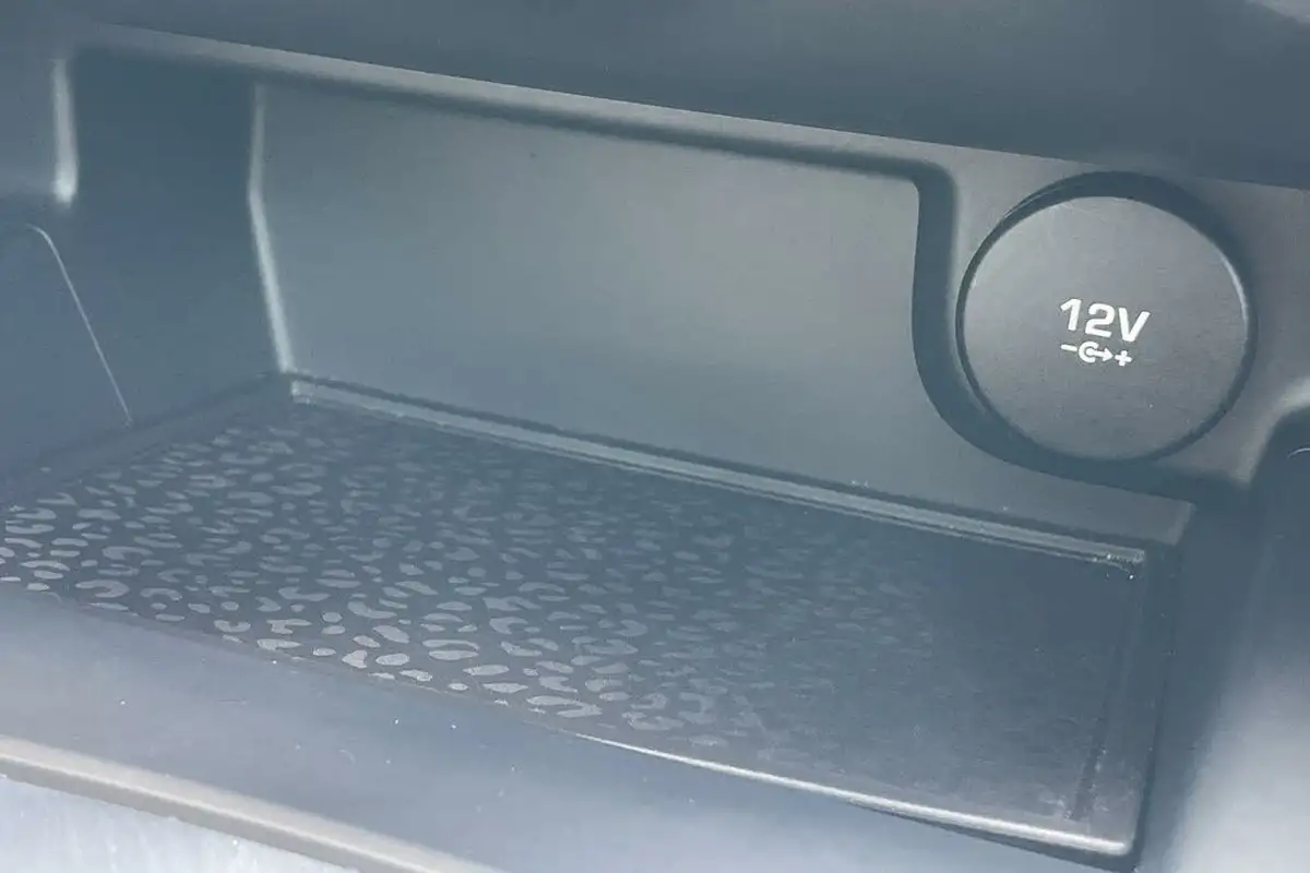 2019-jaguar-e-pace-20-i4-r-dynamic-s-200ps-big-45