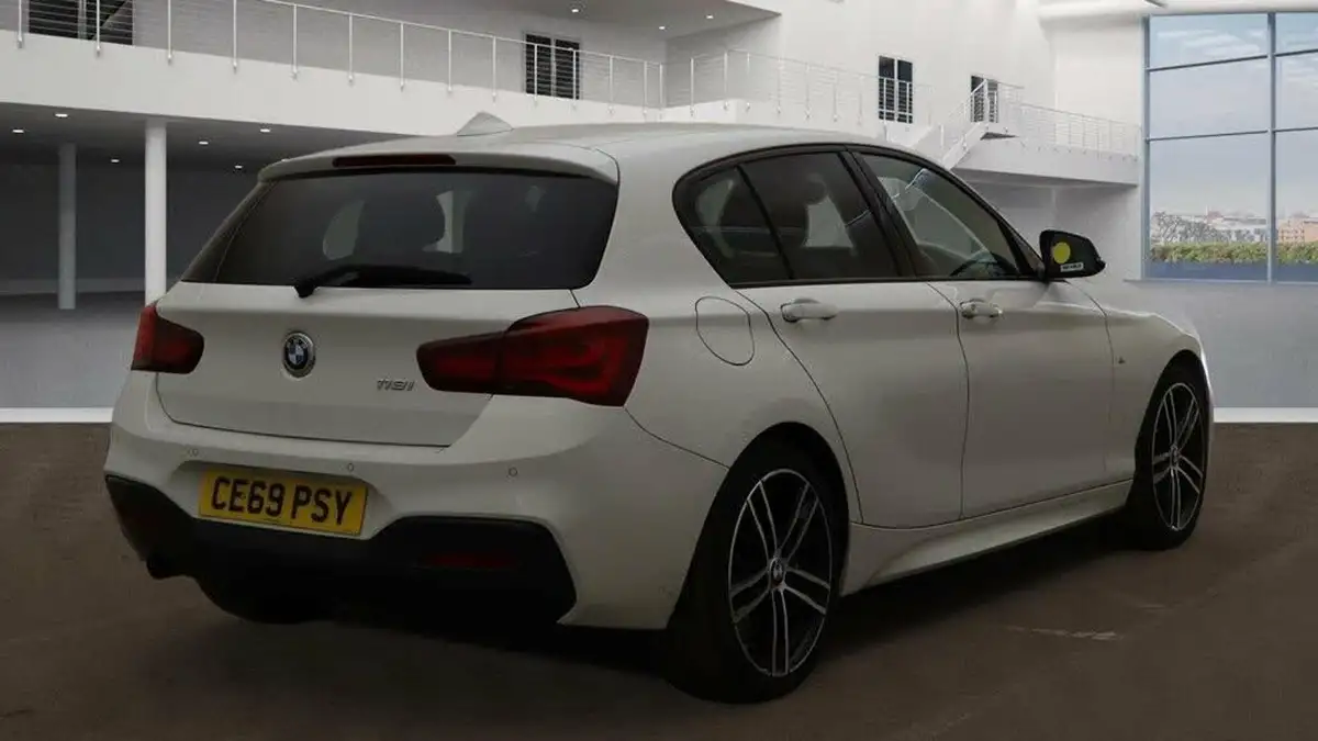 2019-bmw-1-series-15-118i-m-sport-shadow-edition-5d-big-7