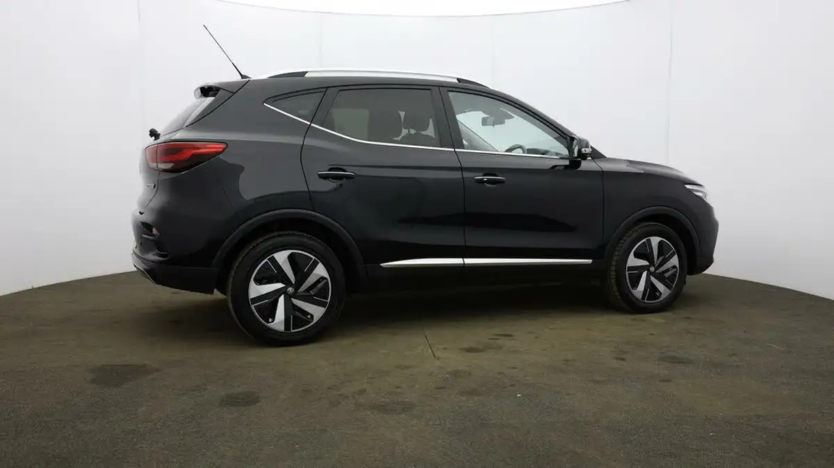 2023-mg-zs-suv-e-trophy-connect-ev-156ps-long-range-big-47