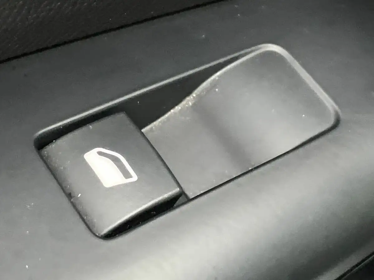 2022-citroen-c5-aircross-12-puretech-shine-ss-big-43