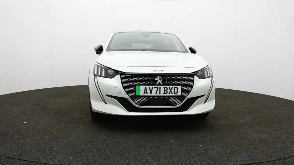 2021-peugeot-208-e-gt-premium-big-46