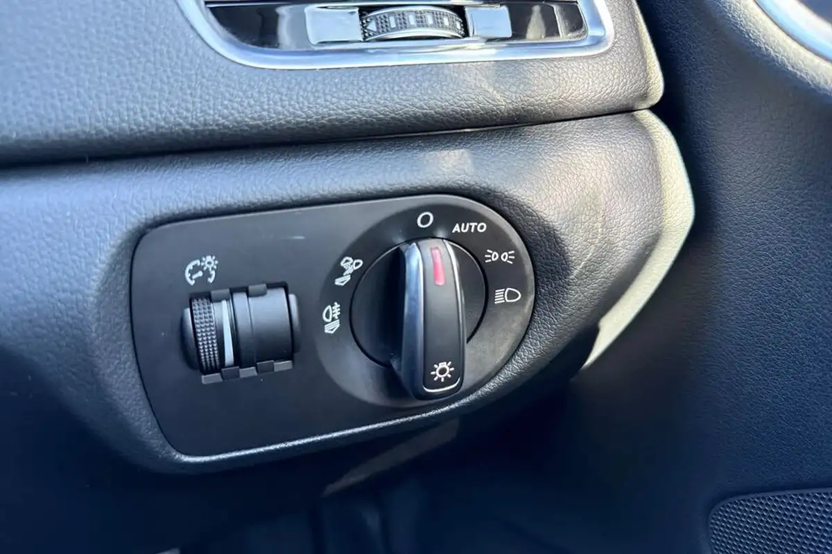 2018-audi-q3-20-tdi-quattro-black-edition-150ps-big-41