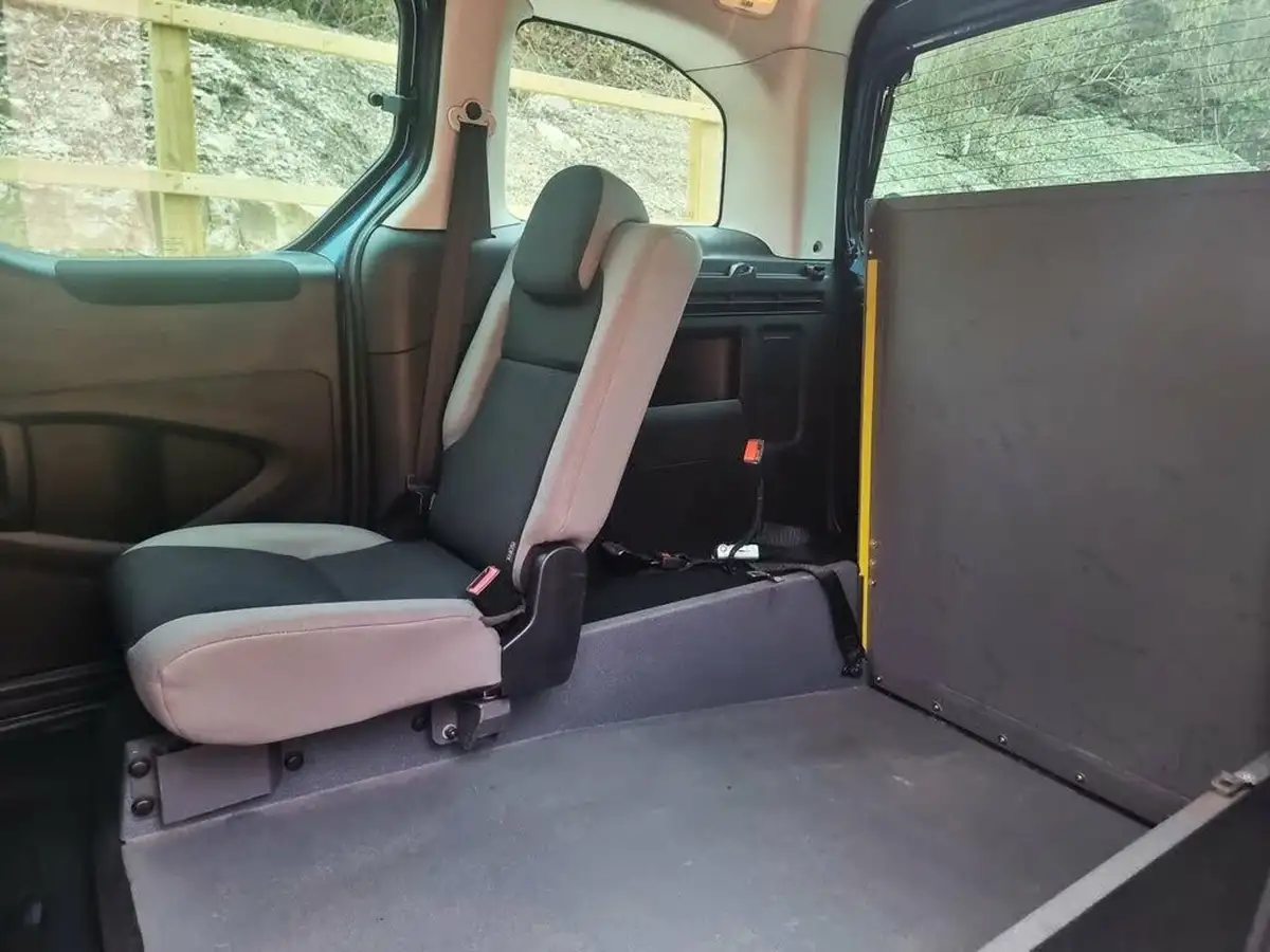 2016-citroen-berlingo-16bluehdi-multispace-feel-edition-102ps-ss-etg6-big-12