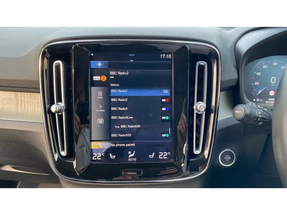 2022-volvo-xc40-20-b4-inscription-pro-big-29