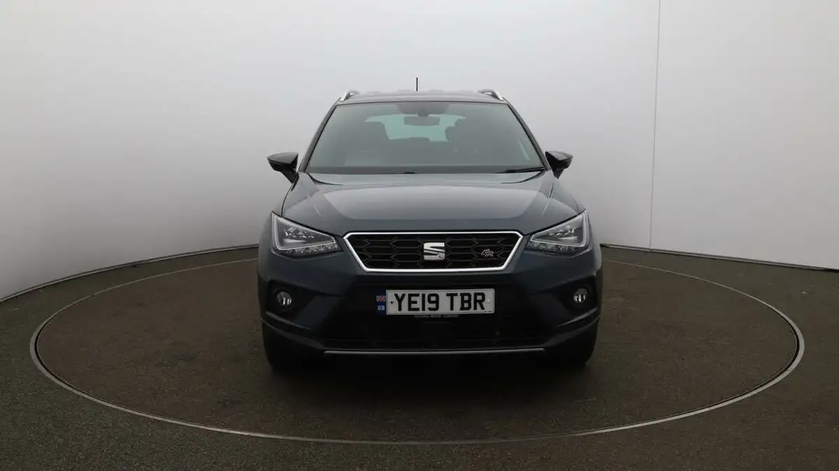 2019-seat-arona-15-tsi-evo-fr-sport-big-2