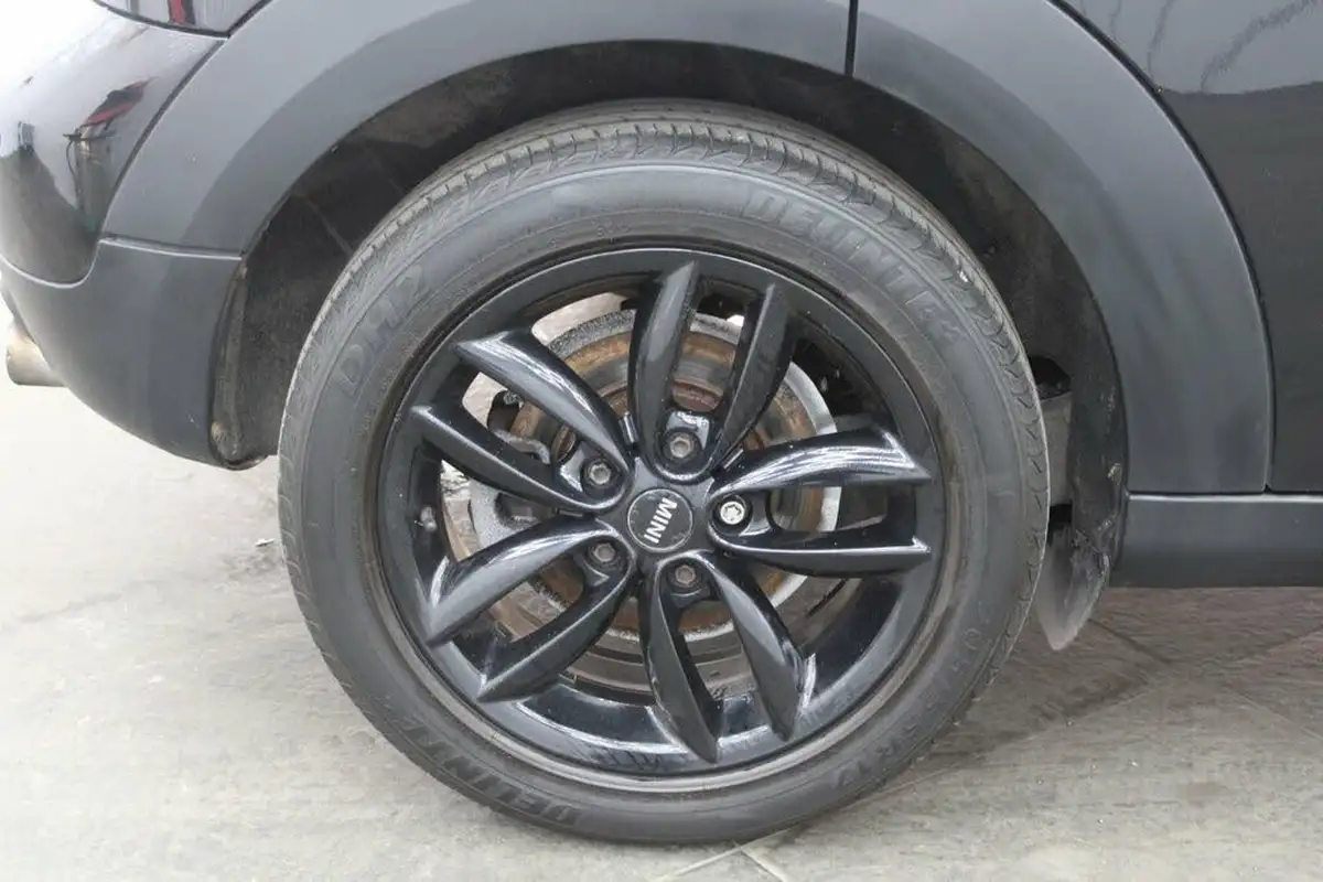 2013-mini-countryman-16-cooper-pepper-big-9