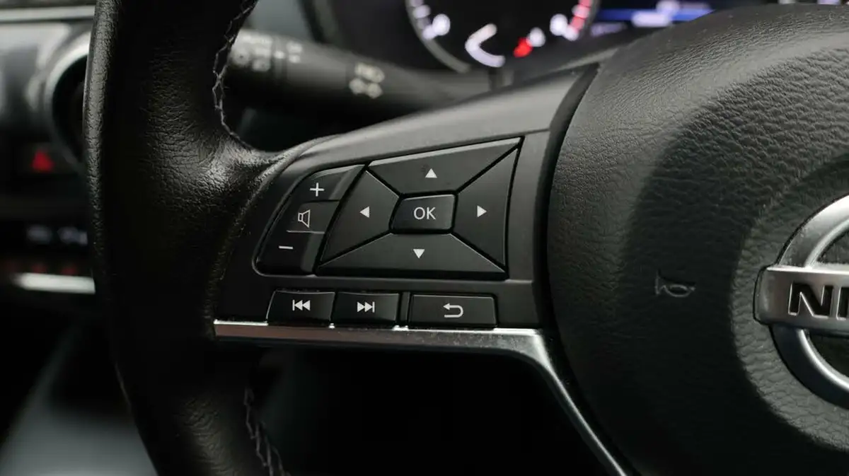 2021-nissan-juke-10-dig-t-n-connecta-big-23