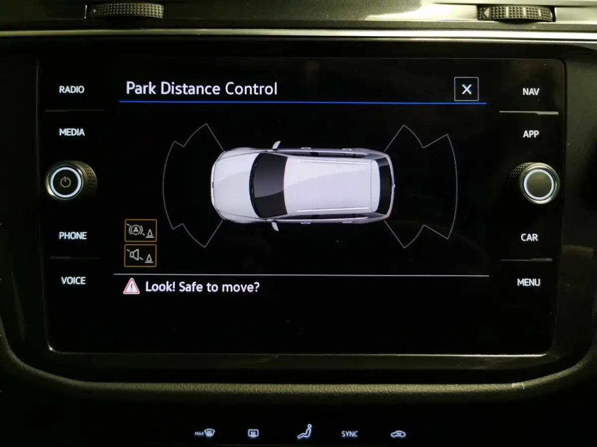 2022-volkswagen-tiguan-15-tsi-life-150ps-dsg-big-17