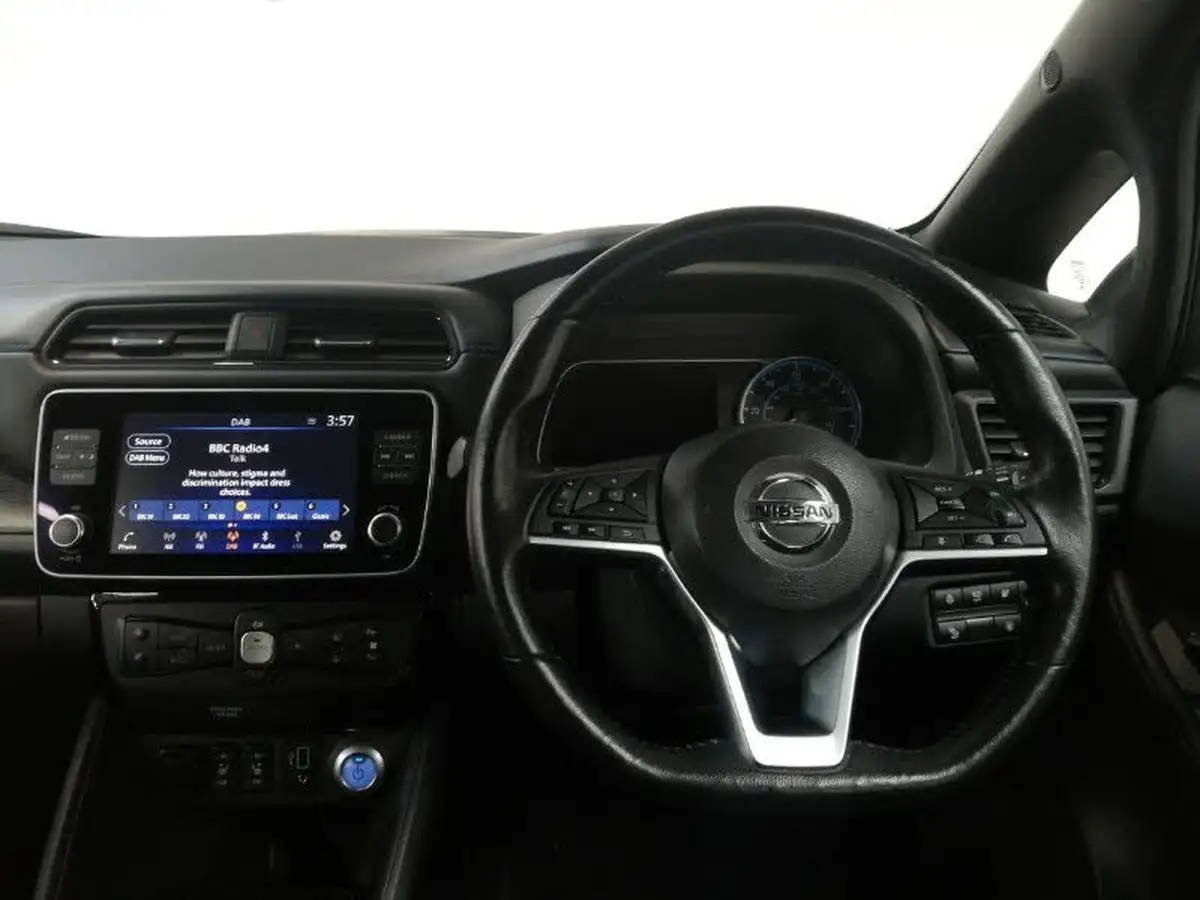 2020-nissan-leaf-e-n-connecta-big-6