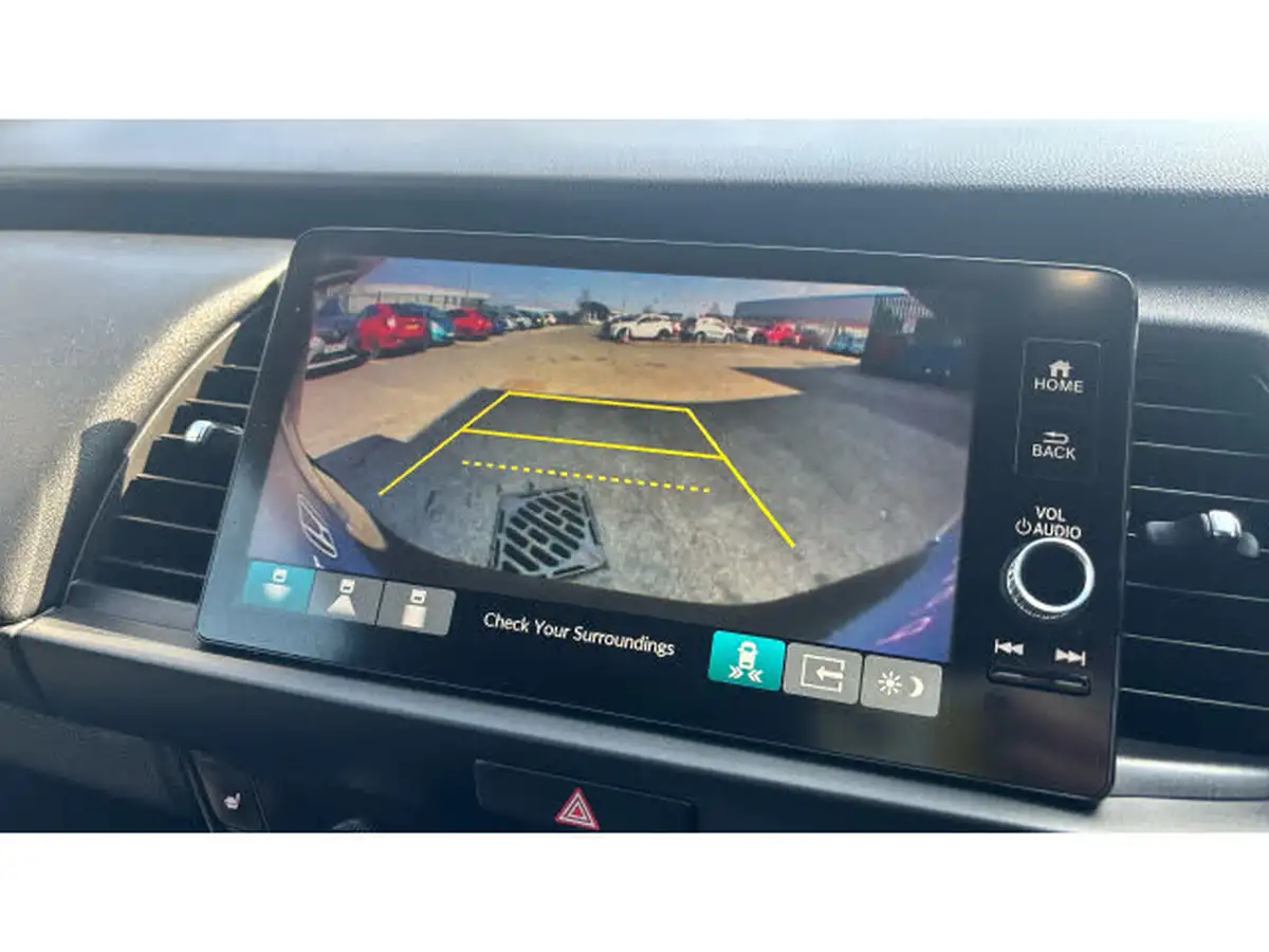 2023-honda-jazz-15-i-mmd-advance-big-35
