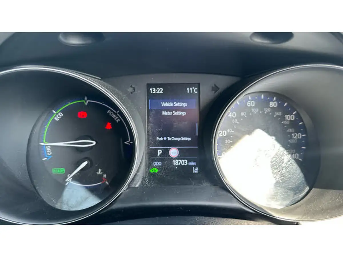 2021-toyota-c-hr-20-vvt-i-excel-big-17