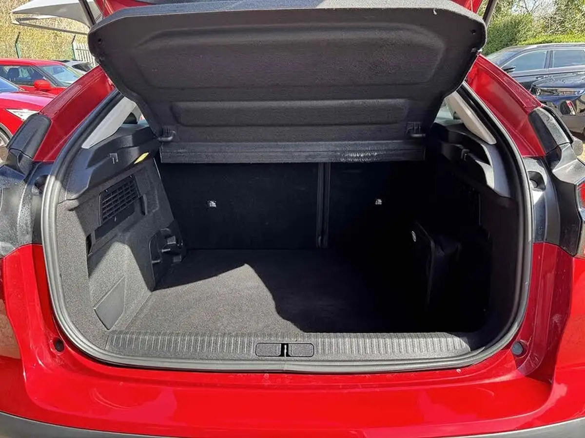 2022-citroen-c4-12-puretech-sense-plus-eat8-big-29