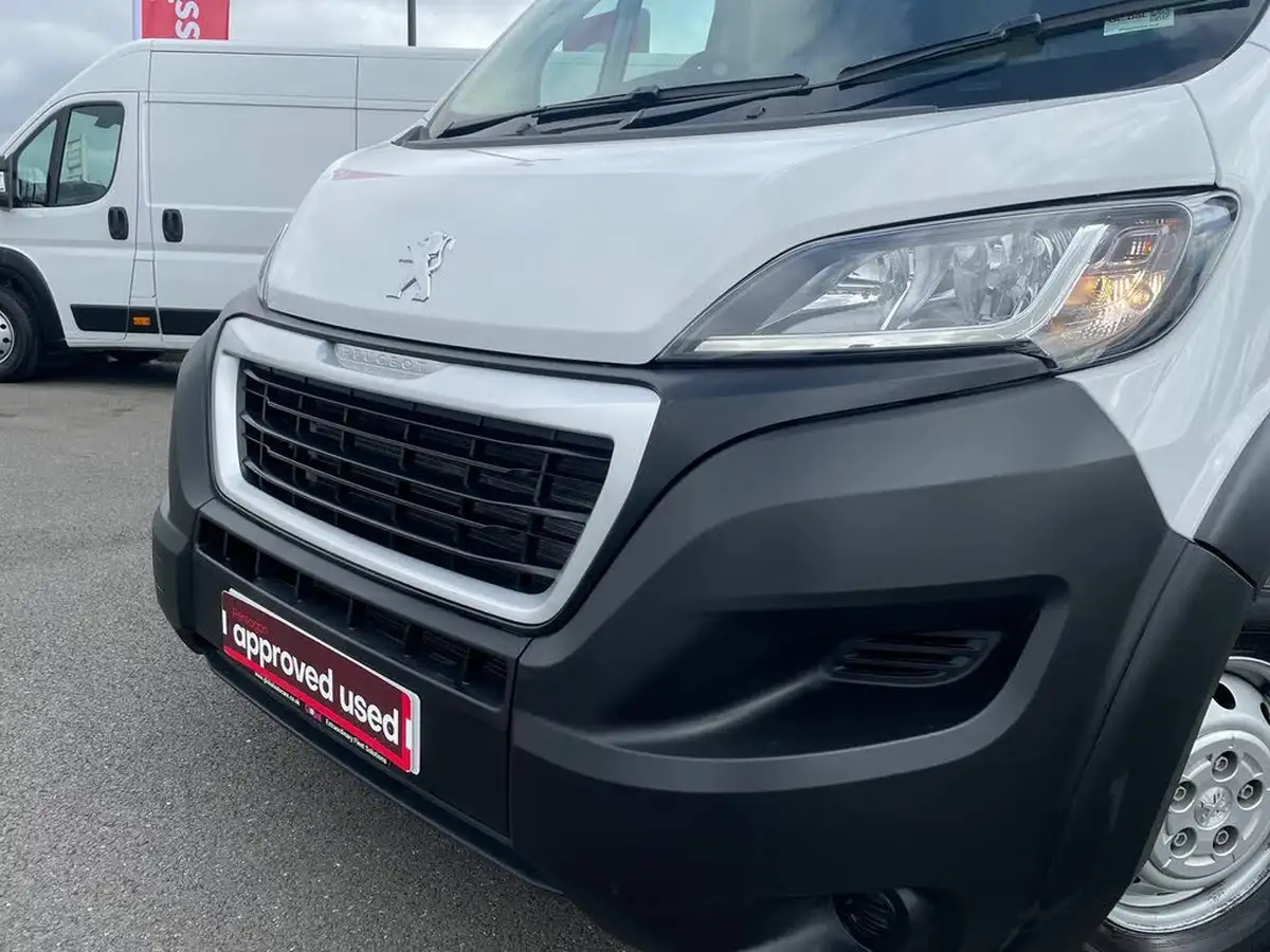 2023-peugeot-boxer-22-bluehdi-professional-premium-435-l4h2-big-27