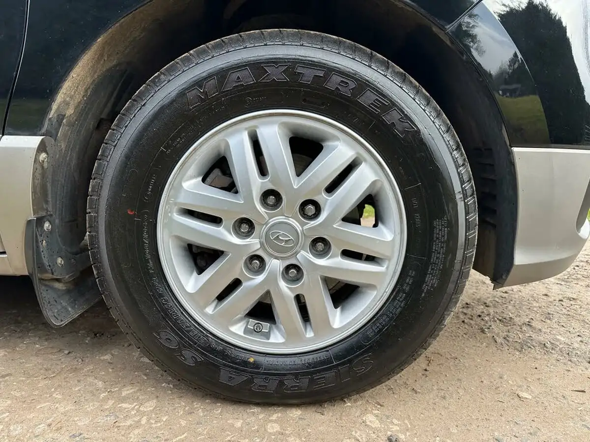 2019-hyundai-i800-25crdi-se-nav-170ps-auto-big-18