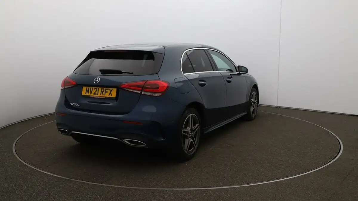 2021-mercedes-benz-a-class-13-a250e-amg-line-executive-hatchback-5d-big-48