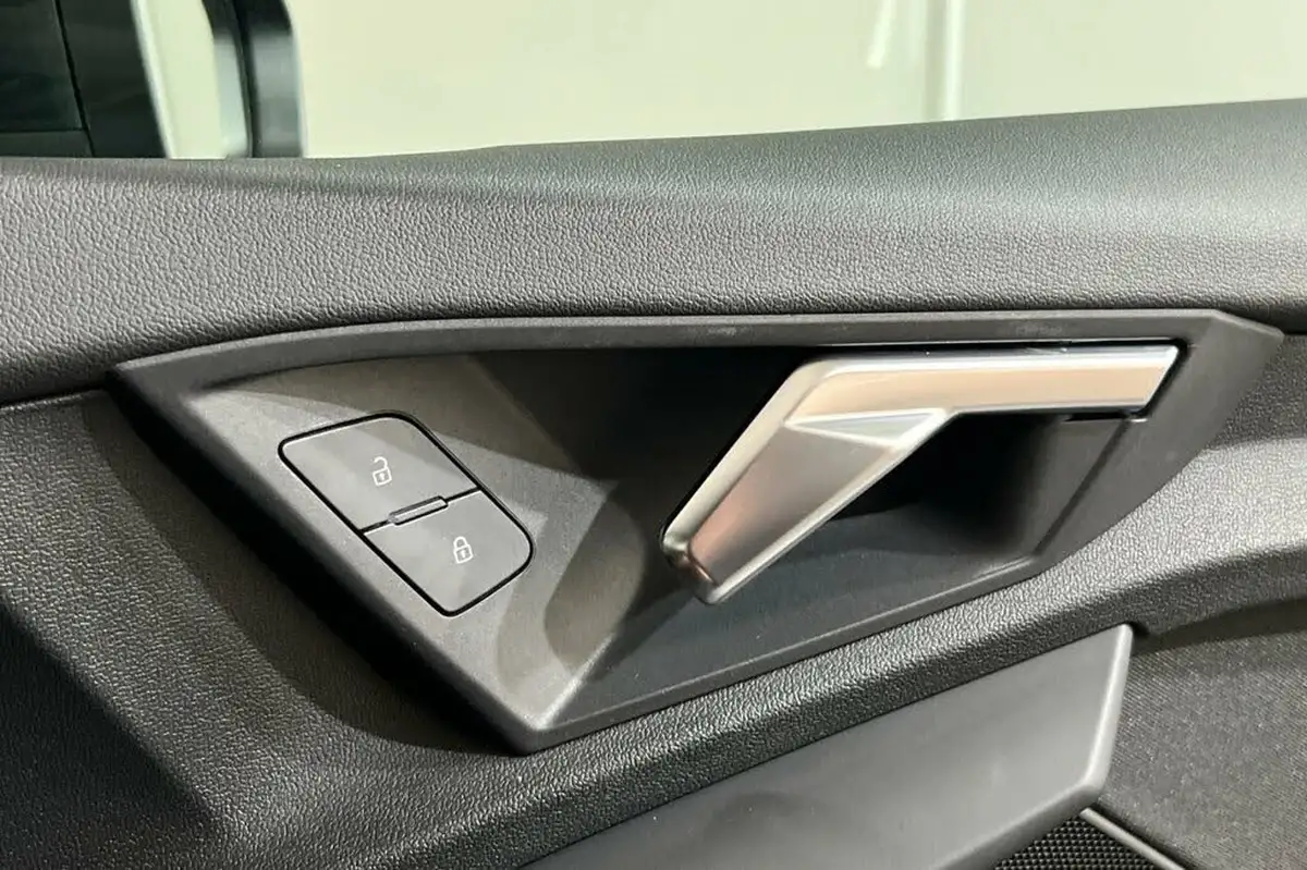 2021-audi-a3-20-30-tdi-technik-big-31
