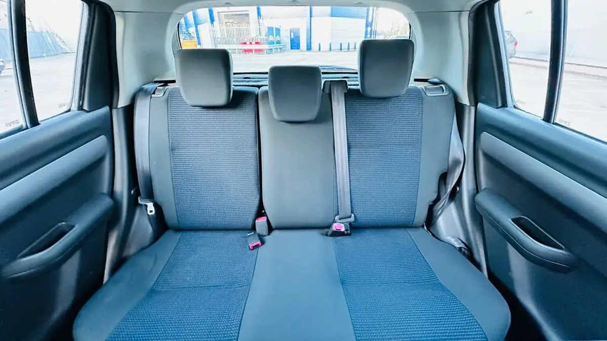2008-suzuki-swift-15-glx-5d-big-56