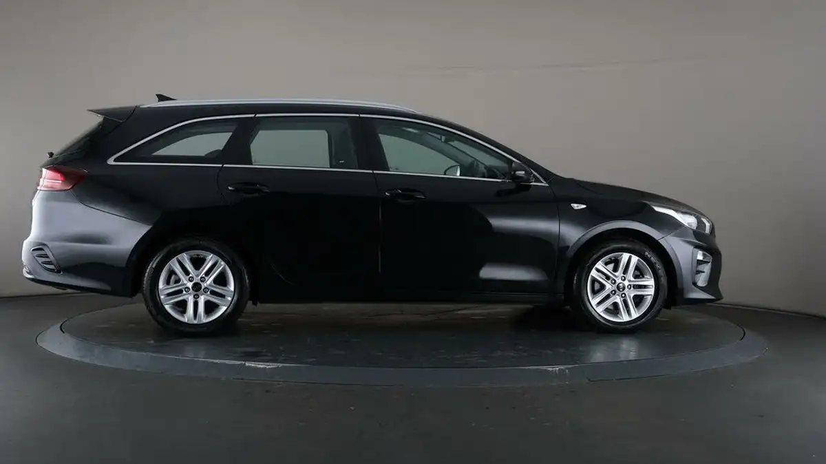 2021-kia-ceed-10-t-gdi-2-sportswagon-big-53
