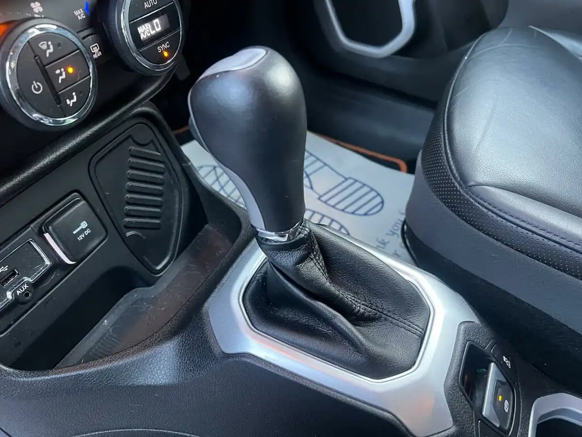 2016-jeep-renegade-14-multiair-ii-limited-138bhp-1368cc-ddct-big-24