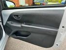 2015-citroen-c1-10-vti-airscape-feel-3d-small-32