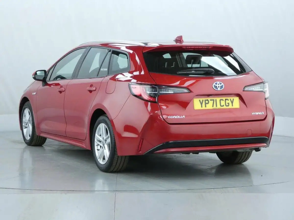 2021-toyota-corolla-18-vvt-i-icon-spare-wheel-touring-sports-5d-big-5