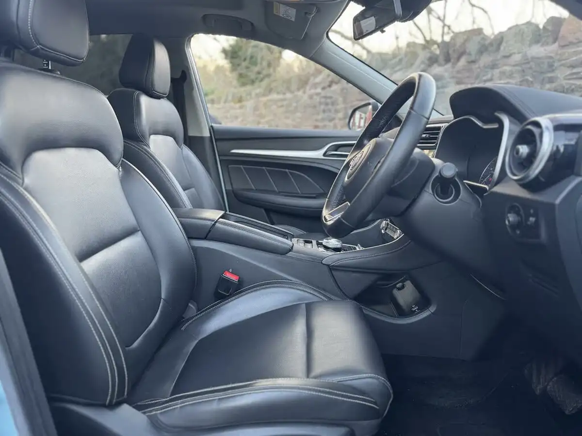 2021-mg-zs-suv-e-exclusive-ev-big-14