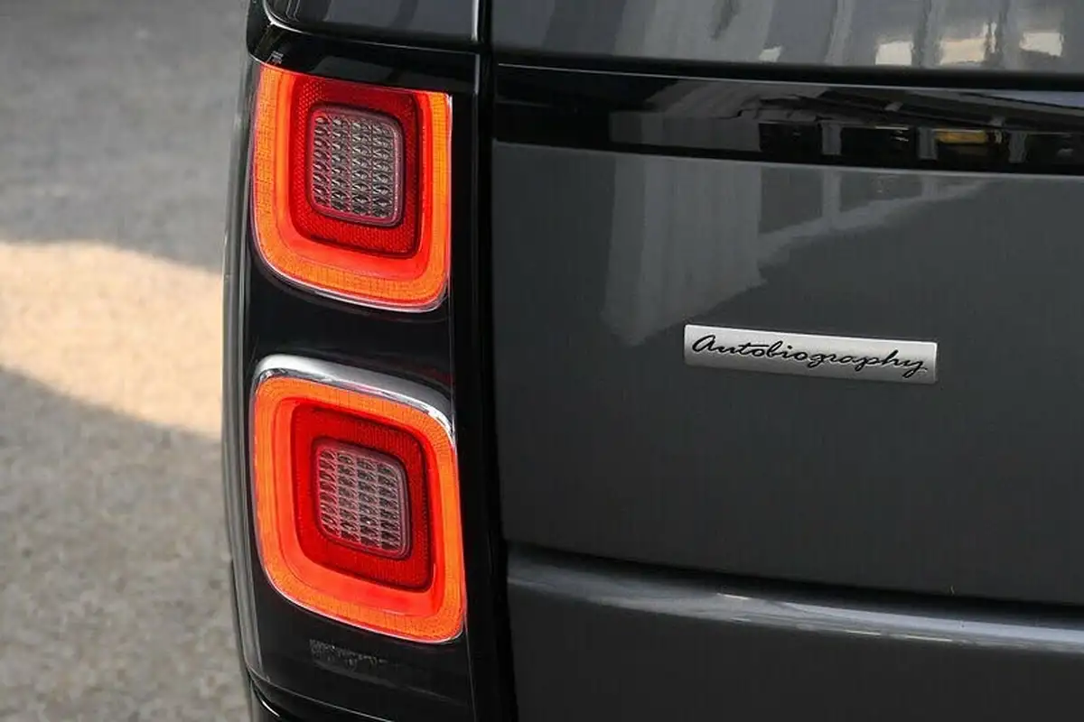 2019-land-rover-range-rover-30-sd-v6-autobiography-big-17