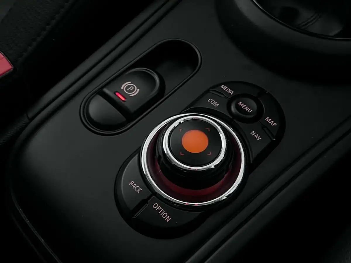 2018-mini-countryman-15-cooper-s-e-phev-ss-big-30