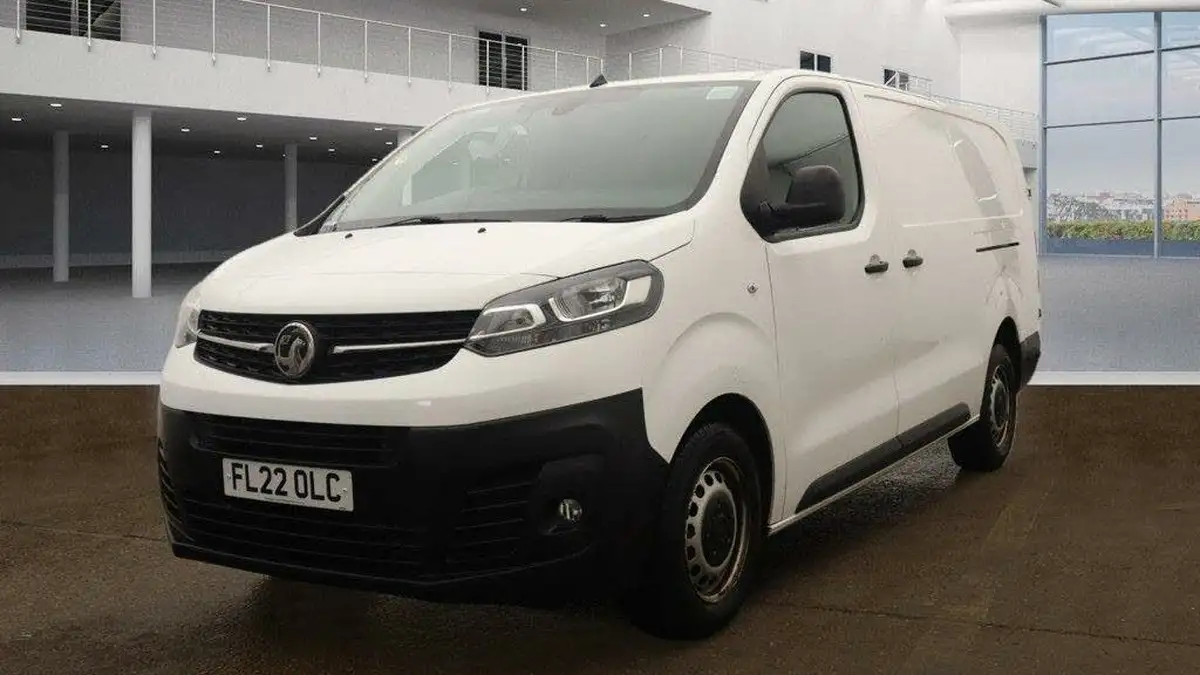 2022-vauxhall-vivaro-15td-2900-l2h1-dynamic-big-4