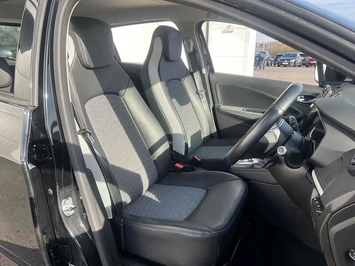 2022-renault-zoe-e-gt-line-big-18