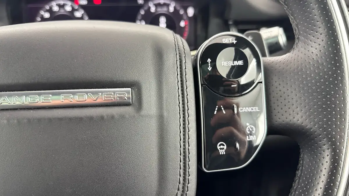 2019-land-rover-range-rover-evoque-20-d180-r-dynamic-hse-big-22