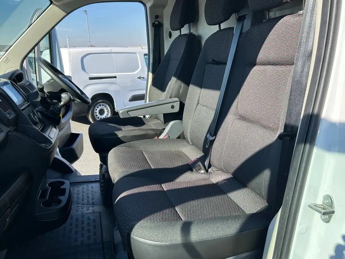 2023-vauxhall-movano-22cdti-l3-h2-3500-prime-140pseu6d-2179cc-big-24