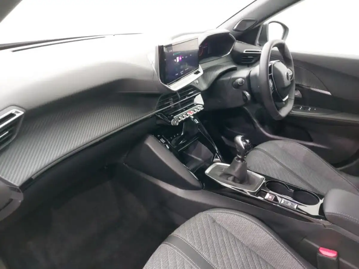 2024-peugeot-2008-suv-12-puretech-allure-130ps-big-4
