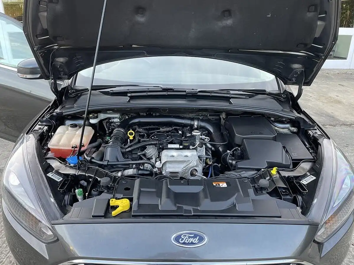 2018-ford-focus-10t-zetec-edition-125ps-hatchback-big-12
