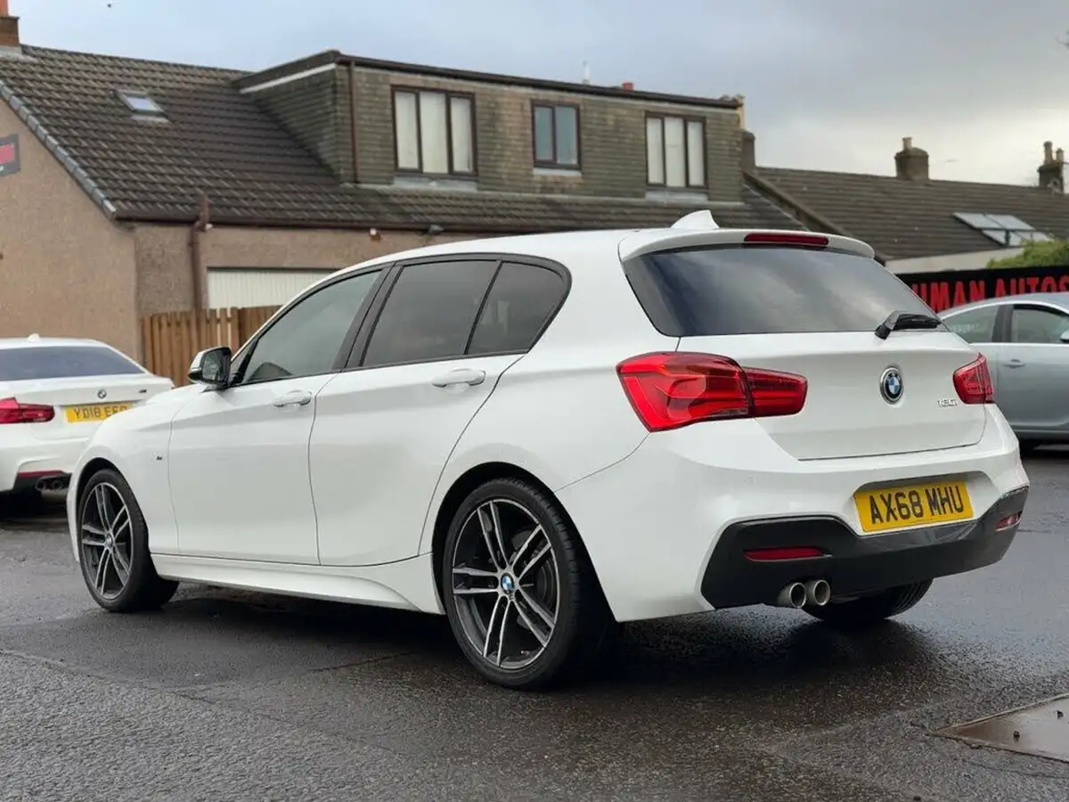 2018-bmw-1-series-20-120i-m-sport-5d-auto-big-4