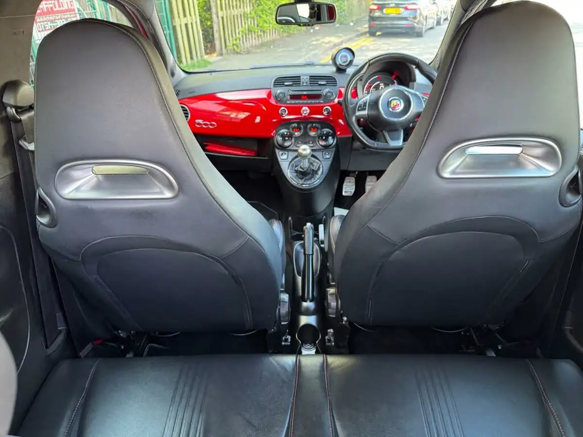 2016-abarth-500-14-tjet-595-turismo-160bhp-big-19