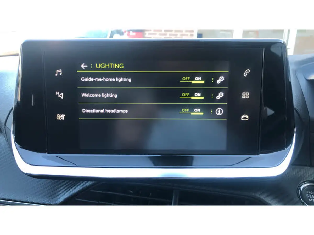 2021-peugeot-2008-suv-12-puretech-allure-premium-130bhp-big-24