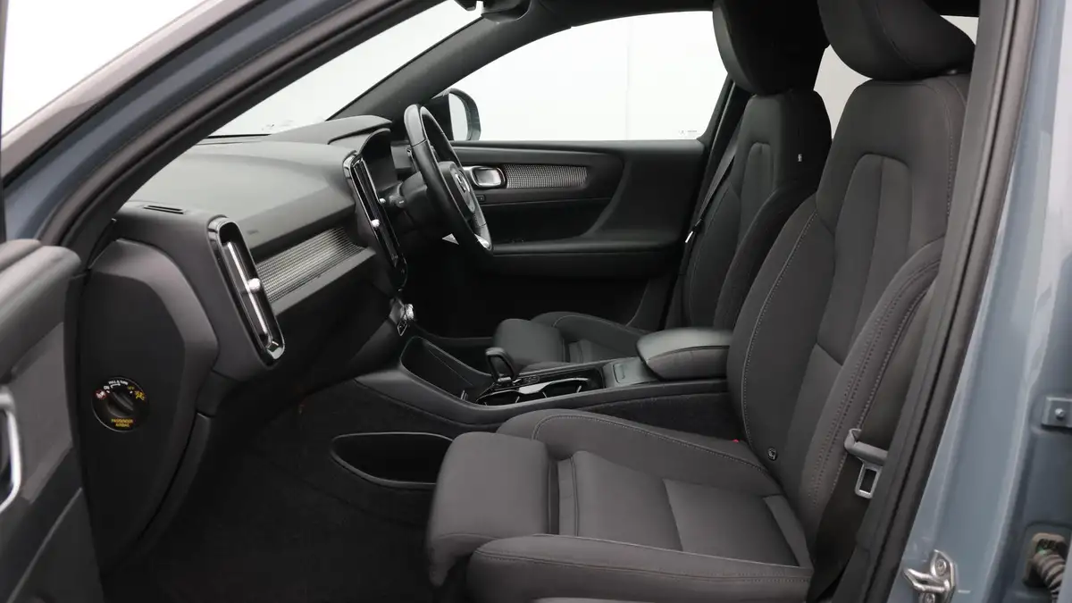 2022-volvo-xc40-e-twin-recharge-plus-big-14