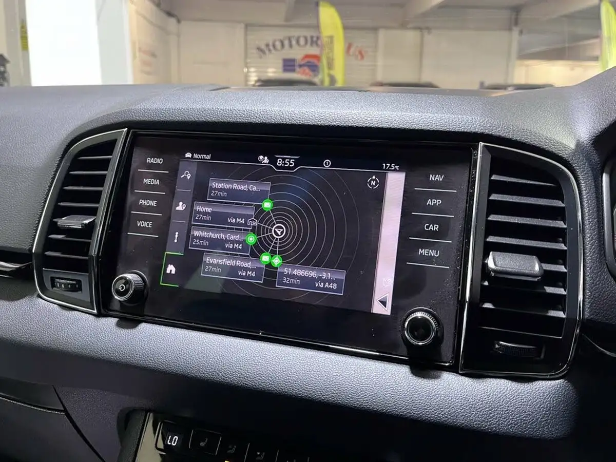 2020-skoda-karoq-15-tsi-se-l-dsg-big-30