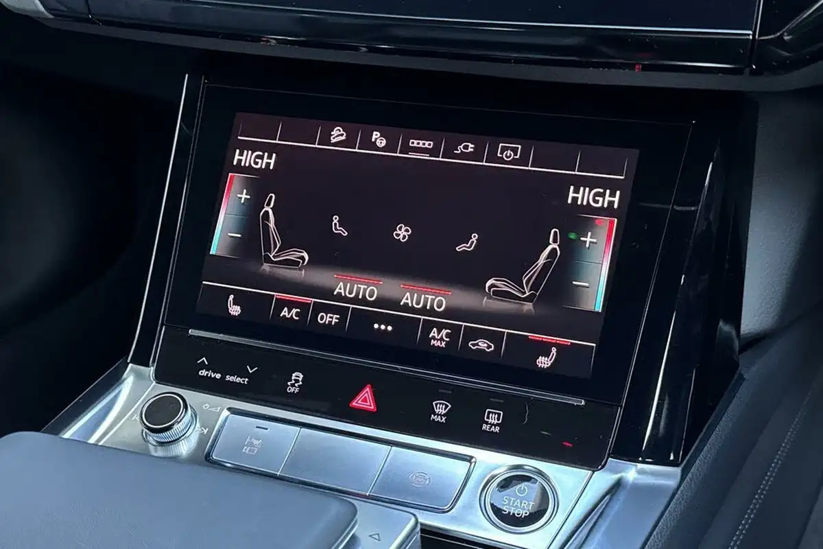2024-audi-q8-e-tron-50e-black-edition-sportback-big-36