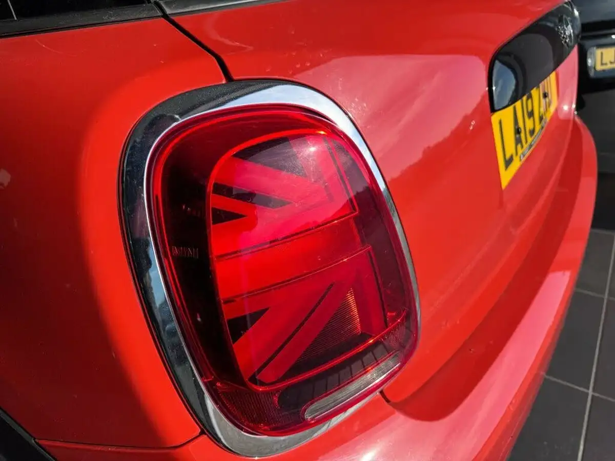 2019-mini-cooper-15-cooper-classic-hatchback-5d-big-13