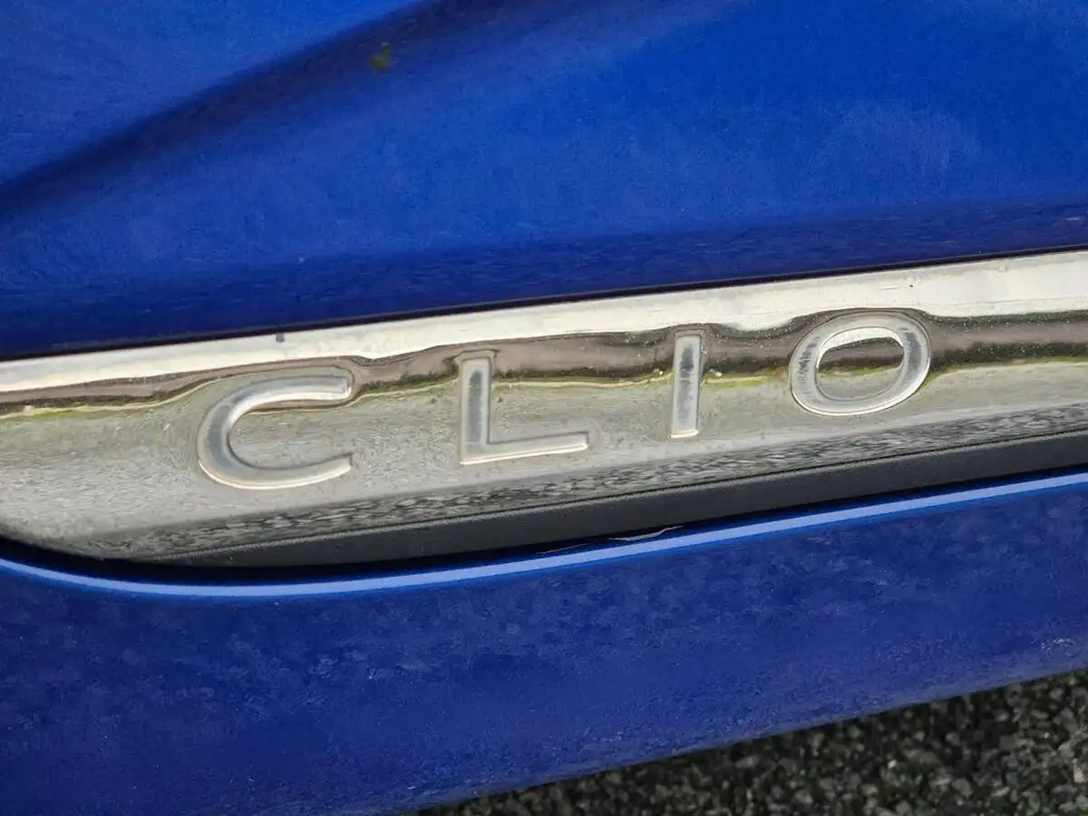 2022-renault-clio-10-tce-se-edition-big-15