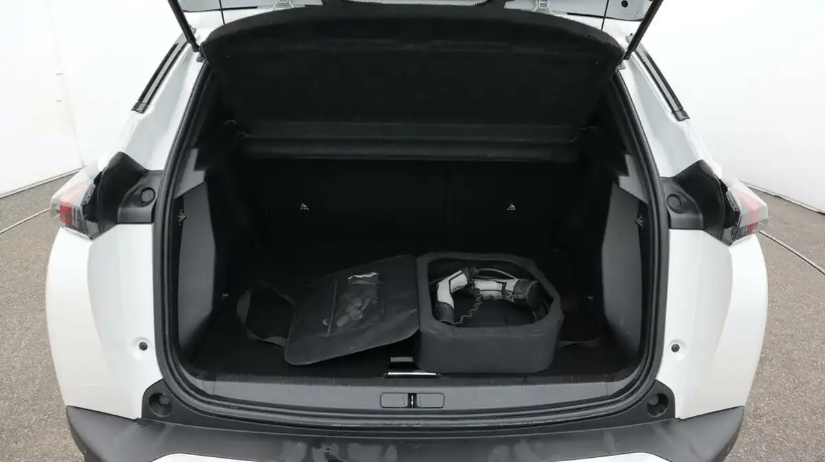 2021-peugeot-2008-suv-e-allure-big-17